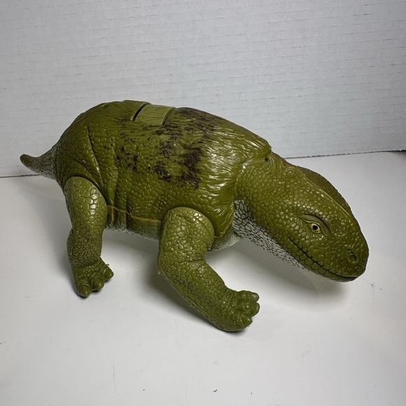 Vintage Star Wars Patrol Dewback Lizard Kenner Action Figure 1979 Rare No Saddle - Picture 1 of 9